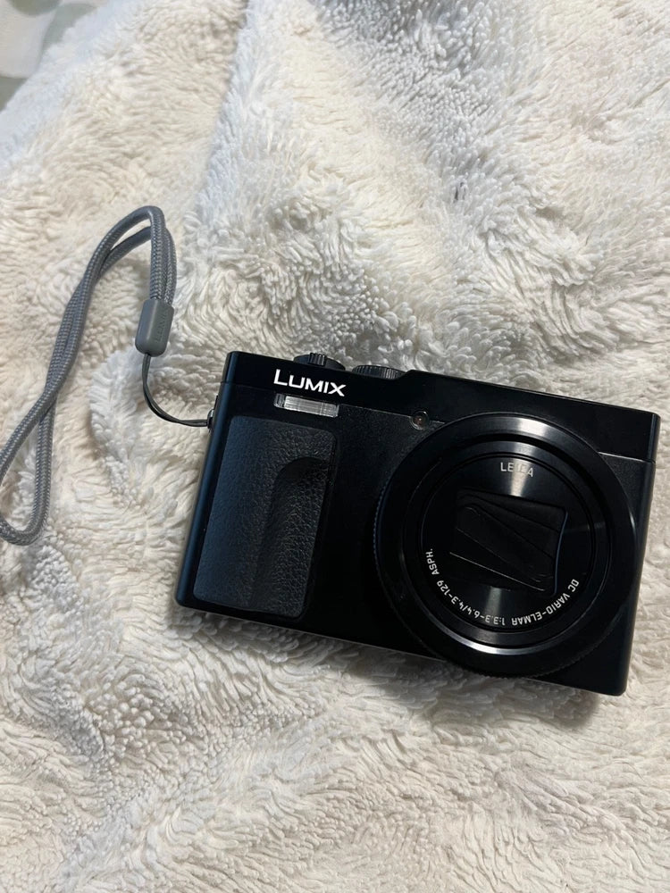 Panasonic Lumix DC TZ99 Digital Camera Perfect Condition High - Res Imaging