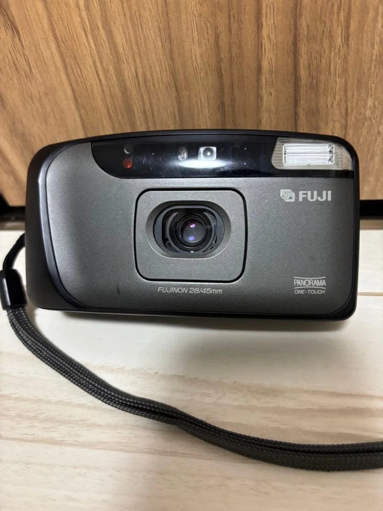 Fujifilm s Compact Film Camera PANORAMA ONE TOUCH