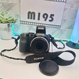 Fujifilm FinePix S1730 Digital Camera 12MP 15x Zoom w/1GB SD Card. Working refba