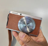Fujifilm XF1 Digital Camera Brown (Preowned)