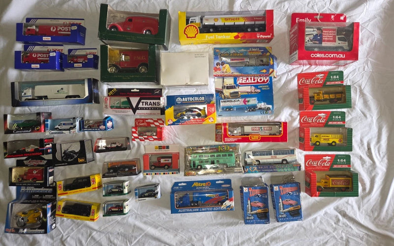 diecast model cars- MIXED BRANDS, CARARAMA, ROADSTARS, NEW RAY, COCA COLA & more