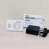 2729 Working Nikon COOLPIX S02 Compact Digital Camera