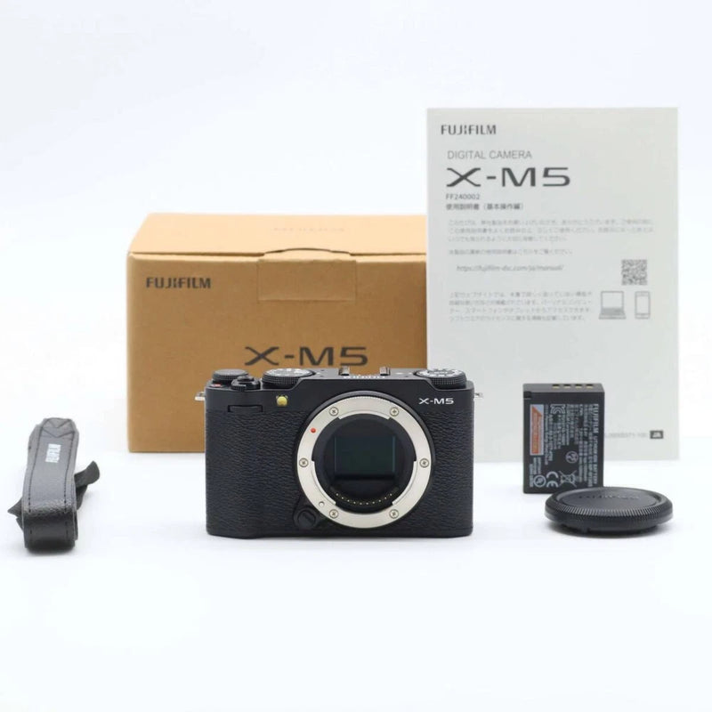 FUJIFILM X-M5 body w/ 1405 shots 20501
