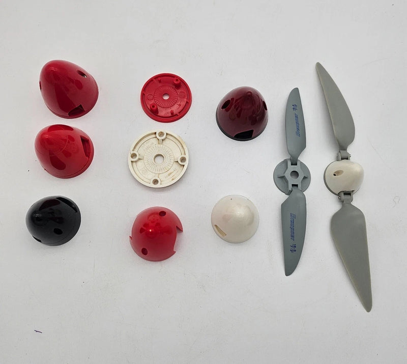 Lot of Plastic Nose Cones and Bases RC/Aircraft Hobbies 2 Folding Props