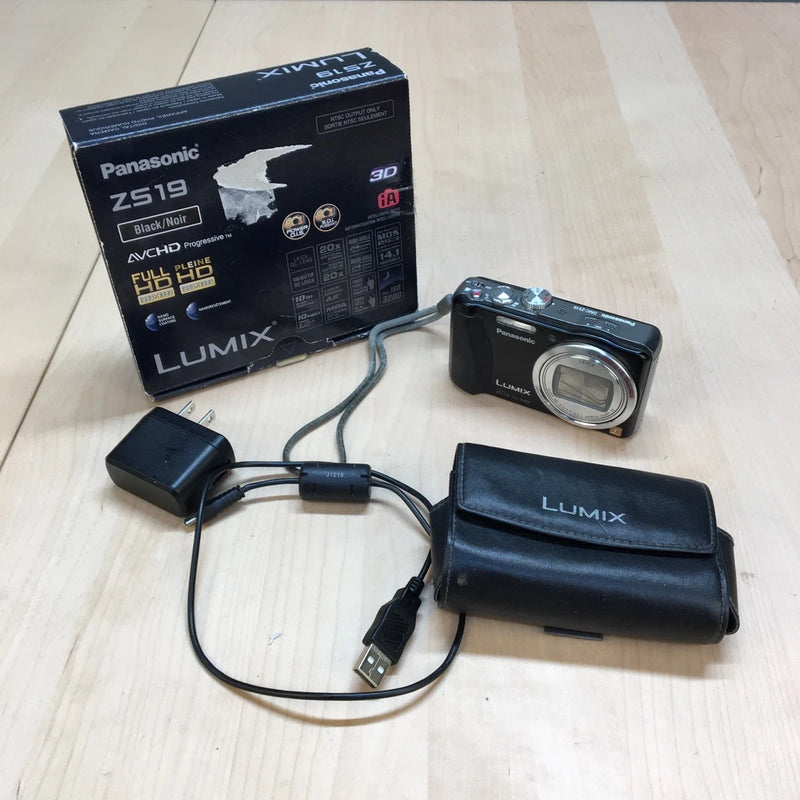 Panasonic Lumix DMC-ZS19 14.1MP Digital Camera Black FOR PARTS w/ Accessories