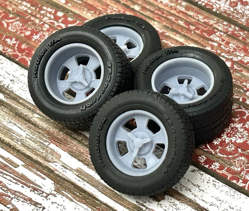 1/24 Scale: 15-inch ¡°Billet Legacy¡± Resin Wheels W/ Wide Rear Tires