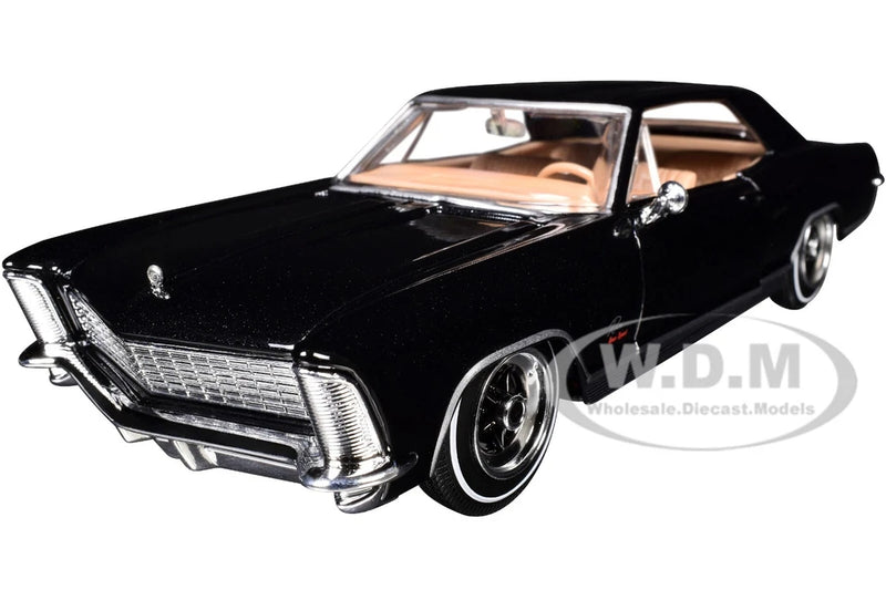 1965 BUICK RIVIERA GRAN SPORT BLACK 1/26 DIECAST MODEL CAR BY MAISTO 31214