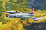 1/32 F-84E Thunderjet plastic model kit, blue-and-silver jet with US markings