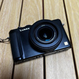 Panasonic LUMIX DMC-LX7 10.1MP Digital Camera 3.8x Optical Zoom Black English