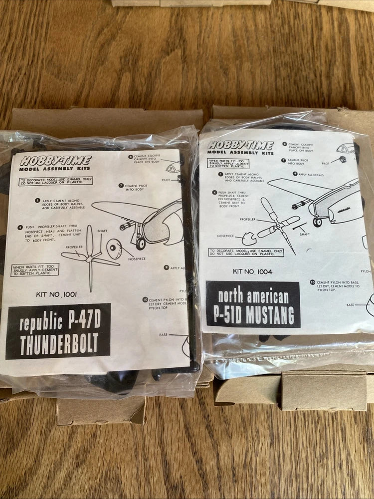 Sealed 1/72 WWII fighter model kit bags with instruction sheets and parts