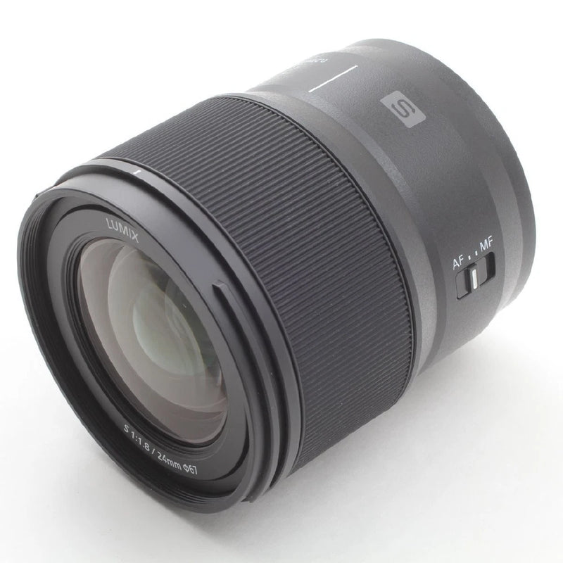 Panasonic Lumix S 24mm F1.8 Lens Near Mint Condition, Sharp, Clean Mount