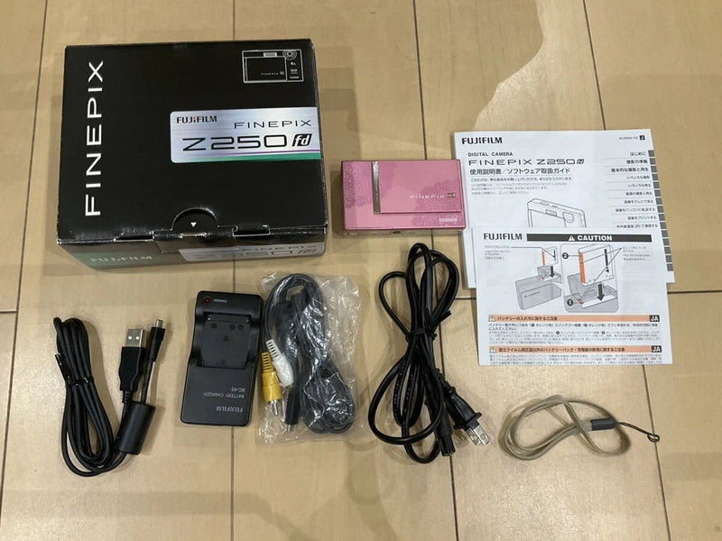 Fujifilm FinePix Z250fd 10.0MP Digital Camera Pink  Japan
