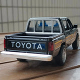 1:32 Toyota Hilux Off-Road Pickup Diecast Model Car ¨C Alloy Sound Light Toy Gift