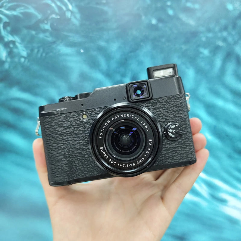 FUJIFILM X10 12MP Digital Camera with 12 Megapixel Optical Zoom English Black