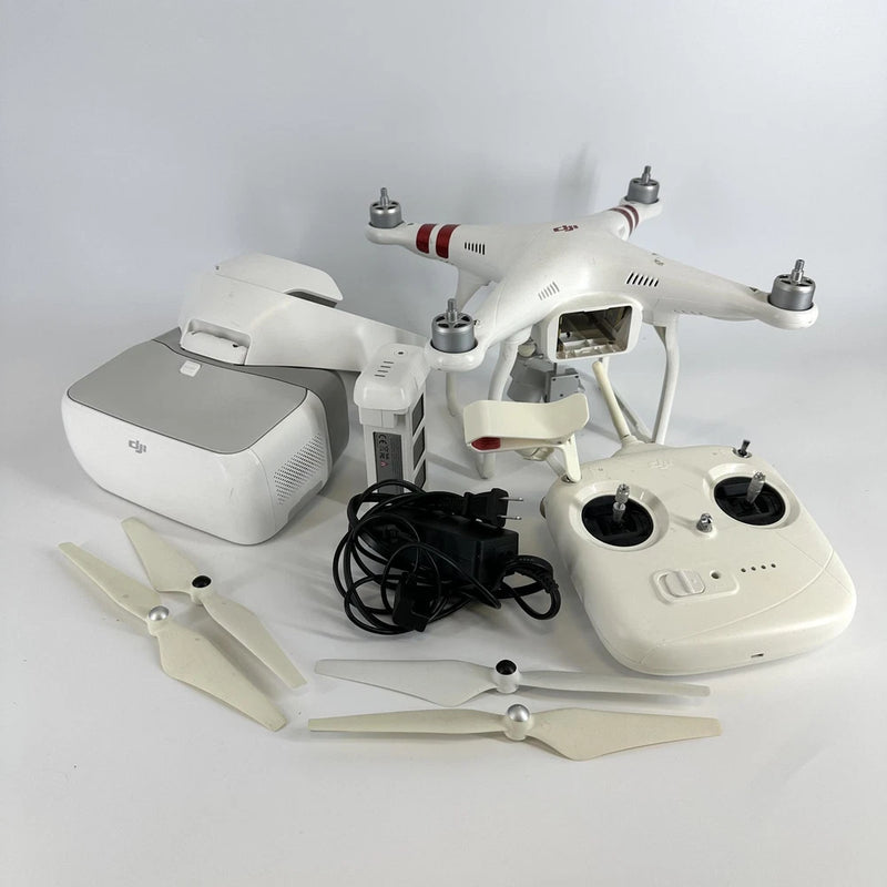 DJI Phantom 3 Standard Drone Quadcopter White w/ DJI goggles FPV - Good