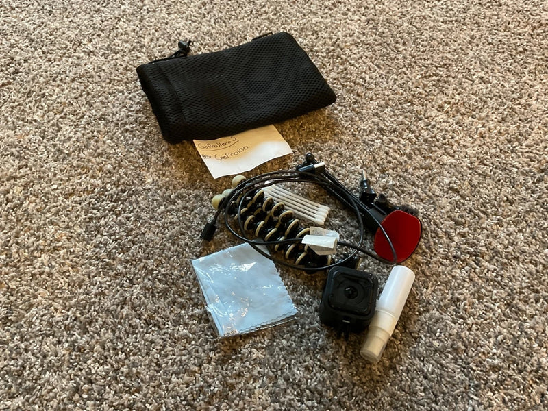 GoPro Hero Session - Action Camera - Charger, case, several attachments