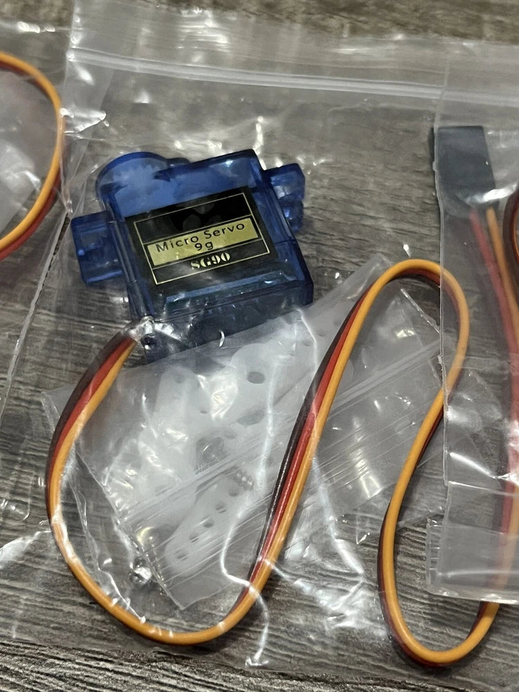 4 Pack SG-90 SG90 9g Micro Gear Servo Motor for RC Car Heli / Plane 1.6kg 4.8V