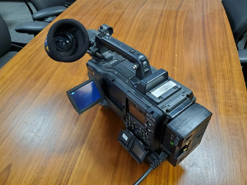Panasonic AJ-HPX2000P High Definition Video Camera, w/Electronic HD view finder.