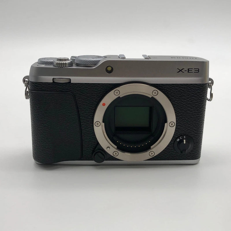 Fujifilm X-E3 24.3MP Mirrorless Digital Camera Silver Body Excellent