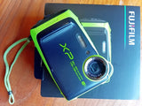 Fujifilm Finepix XP120 Digital Camera 16.4 MP Waterproof Shockproof with case