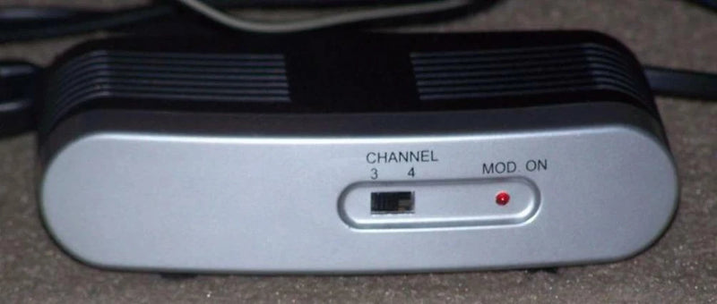 PHILLIPS RF MODULATOR PH61159 DVD CONVERTER BOX, S VIDEO INPUT