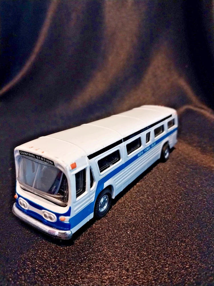Classic New York City Bus Diecast CAR Model with pull back 6 inch Long