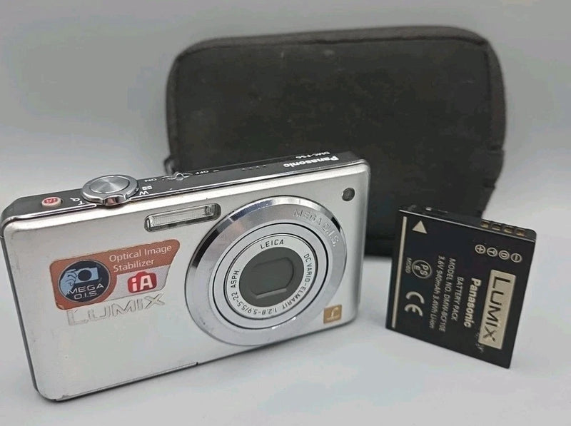 Lumix Panasonic DMC-FS6 Camera & Battery, No Charger, Silver.