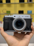 Fujifilm X30 Silver 12 MP Digital Camera with 3.0-Inch LCD (Silver)