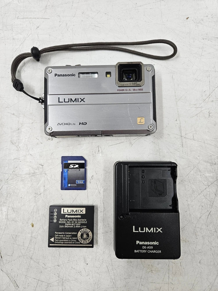 Panasonic Lumix DMC-TS2 Camera 14MP Bundle - Tested - GC-6905