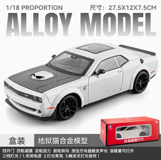 Chezhi Dodge Challenger SRT Hellcat 1/18 Alloy Diecast Model Car