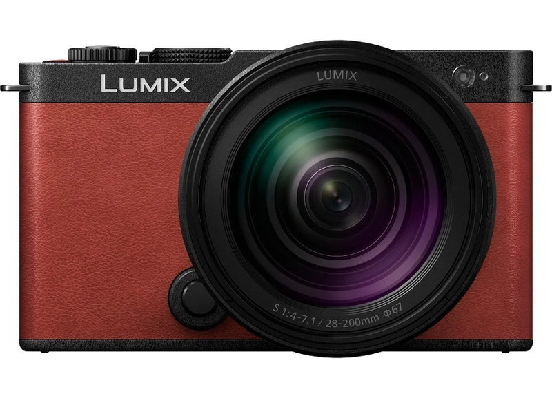 Panasonic LUMIX S9 H Kit 28-200mm Jet Black x Crimson Red Leather