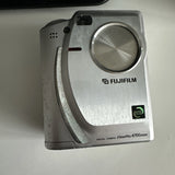 Fujifilm Digital Camera FinePix 4700 Zoom 2.4MP Silver