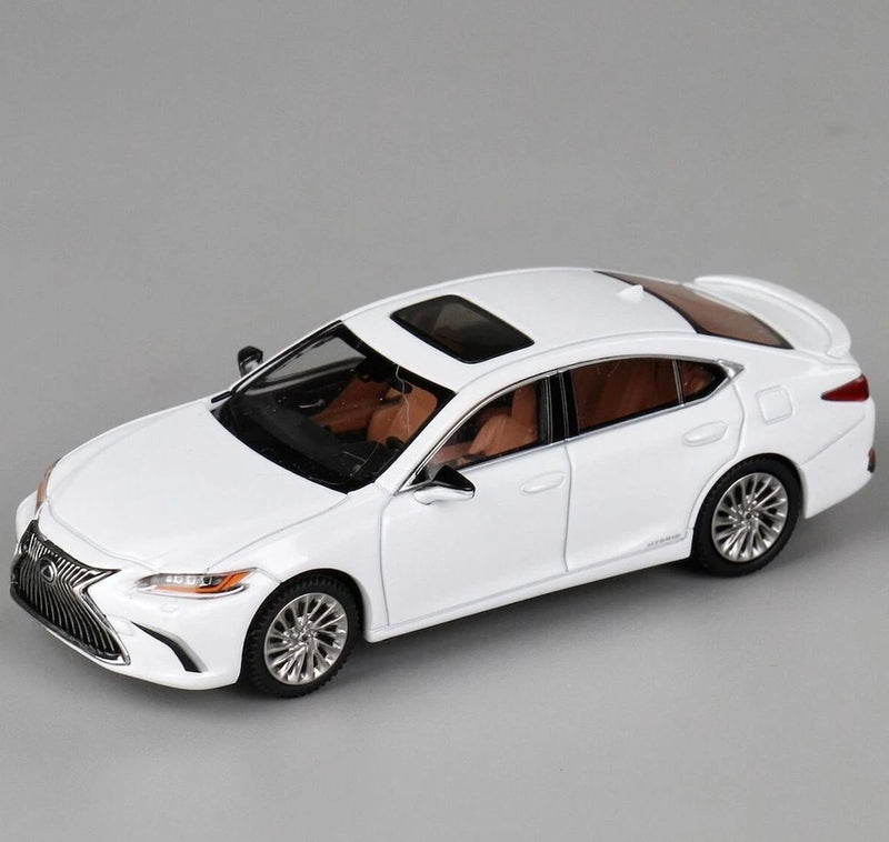 EY JKM 1:64 White ES300h Luxury Sedan Sports Model Diecast Display Car