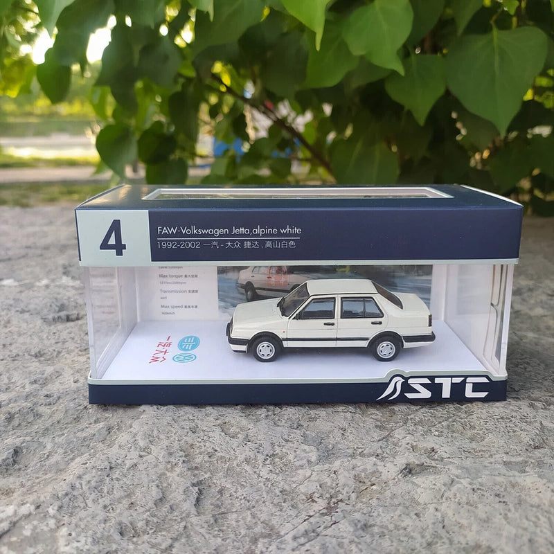 1:43 China FAW Volkswagen Jetta Model  Diecast Model TOY