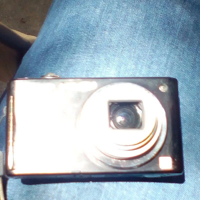 Panasonic LUMIX SZ02 Compact Camera 16.1MP 8x Zoom Black 3.0in USB Flash.