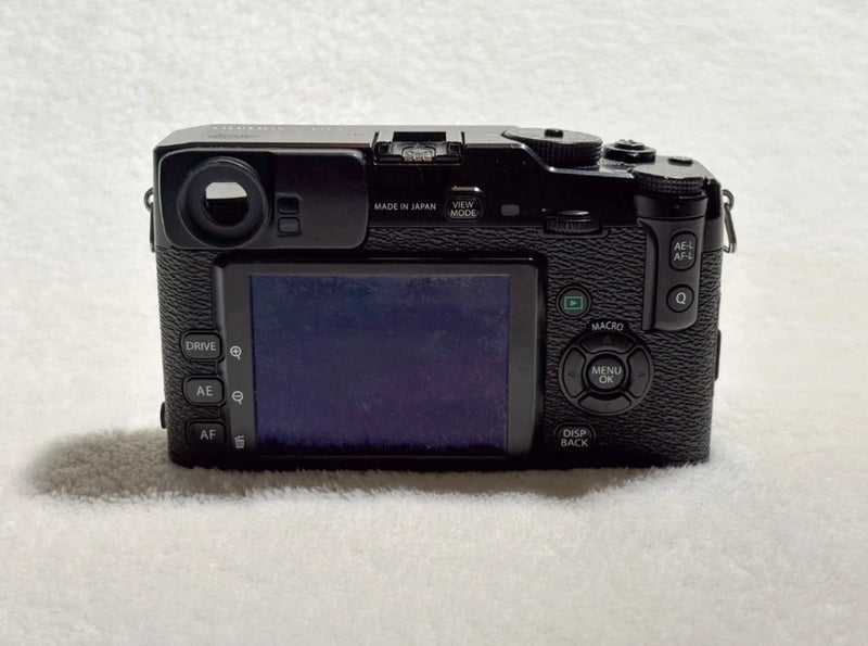 Fujifilm X Series X-Pro 1 16.3 MP Digital Camera