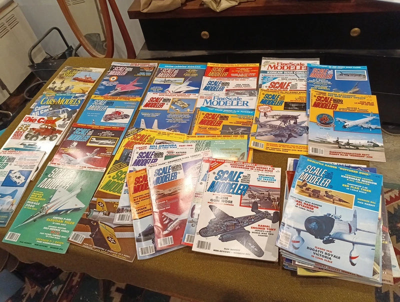 Lot of 40 Plus Vintage (1980s) SCALE MODELER magazine Few In Package