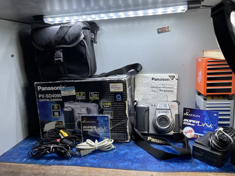 VTG Y2K Panasonic PalmCam PV-SD4090 1.3MP Digital Camera [MINT + COMPLETE]