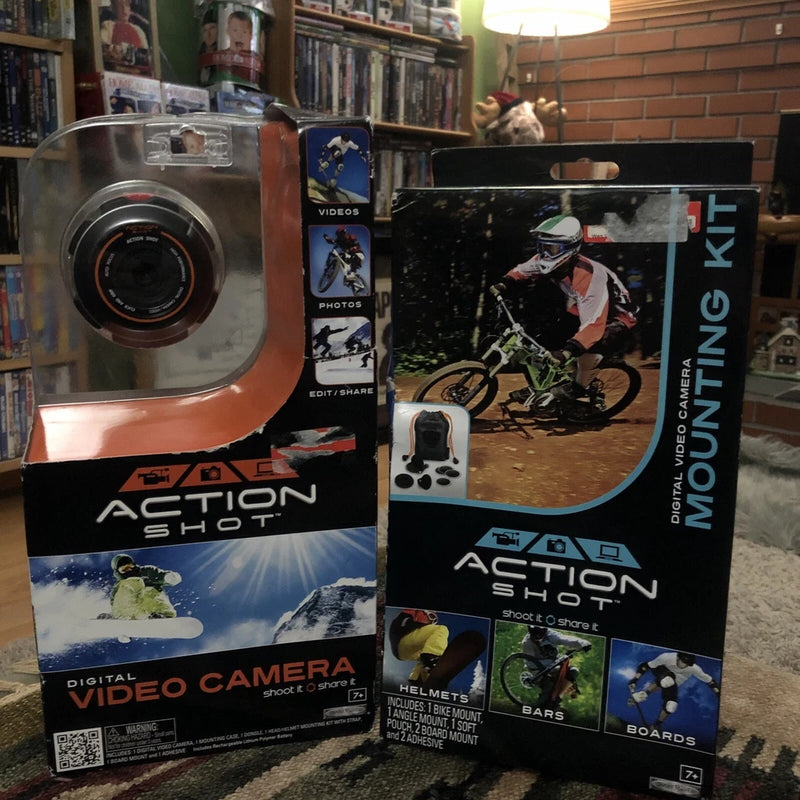 Jakks Pacific Action Shot Digital Video Camera With Mounting Kit Free Ship !!