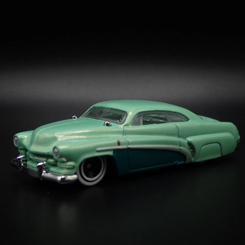 1951 51 MERC MERCURY CLUB COUPE HIROHATA CUSTOM 1:64 SCALE DIECAST MODEL CAR