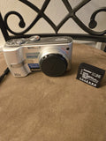 Panasonic Digital Camera Lumix DMC-TZ1 5.0MP Silver. Excellent Condition