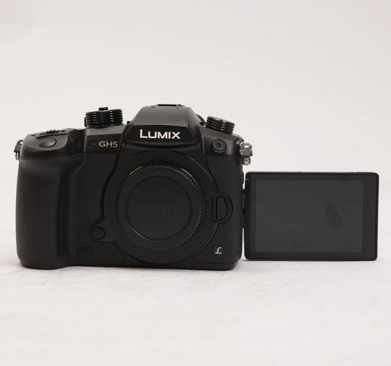 Panasonic LUMIX GH5 4K Mirrorless Camera (Body Only) Vlogger PRO