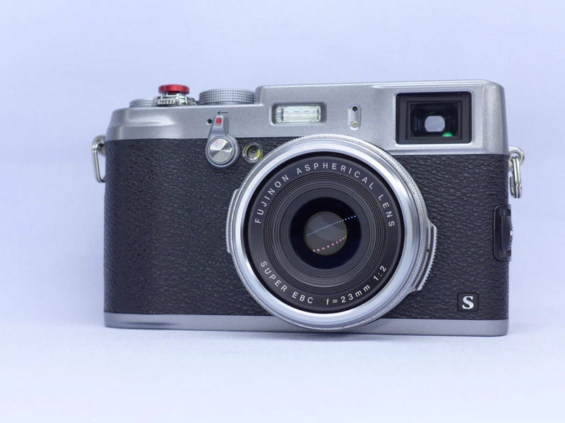 Fujifilm X100S 16.3MP Compact Digital Camera Silver
