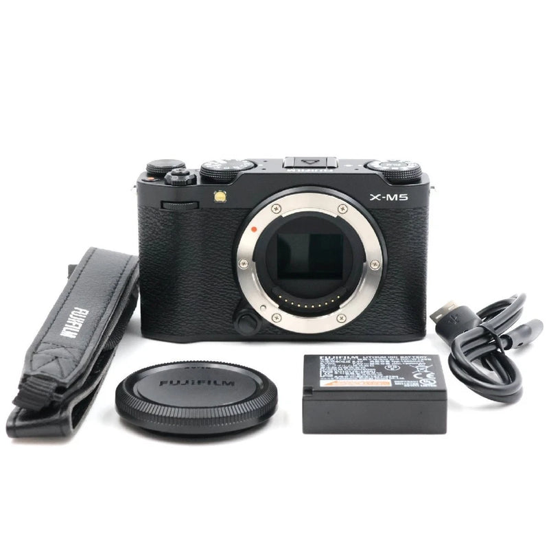 FUJIFILM X-M5 body w/ 2041 shots 810522