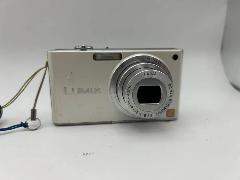 Panasonic LUMIX Lumix DMC-FX33 Digital Camera