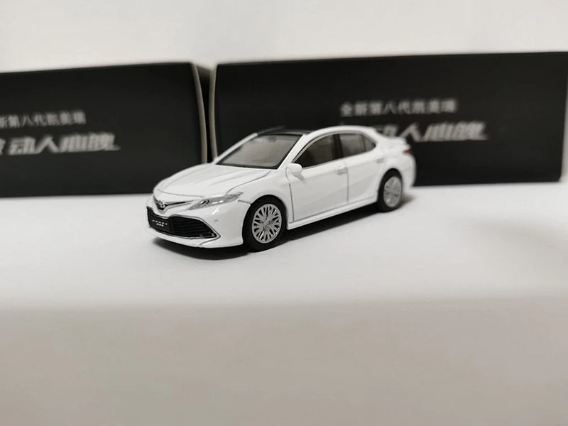 1/64 Scale  Camry 2018 White Diecast model Collection Toy Gift NIB