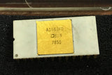 AD563KD D/A converter IC chip package with gold top label