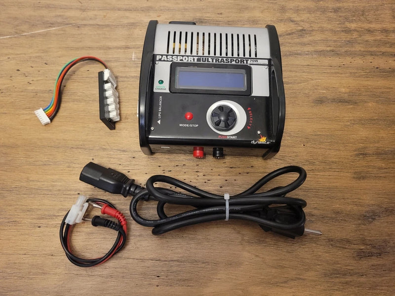 Dynamite Passport Ultrasport Watt AC DC RC Battery Charger Battery