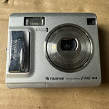 Fujifilm FinePix F440 4.1MP Digital Camera 3.4x Optical Zoom Silver UNTESTED!!!