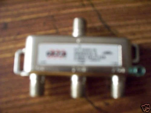Lot Of 3 New Three (3) Way Spliters. 1 Input, 3 Outputs